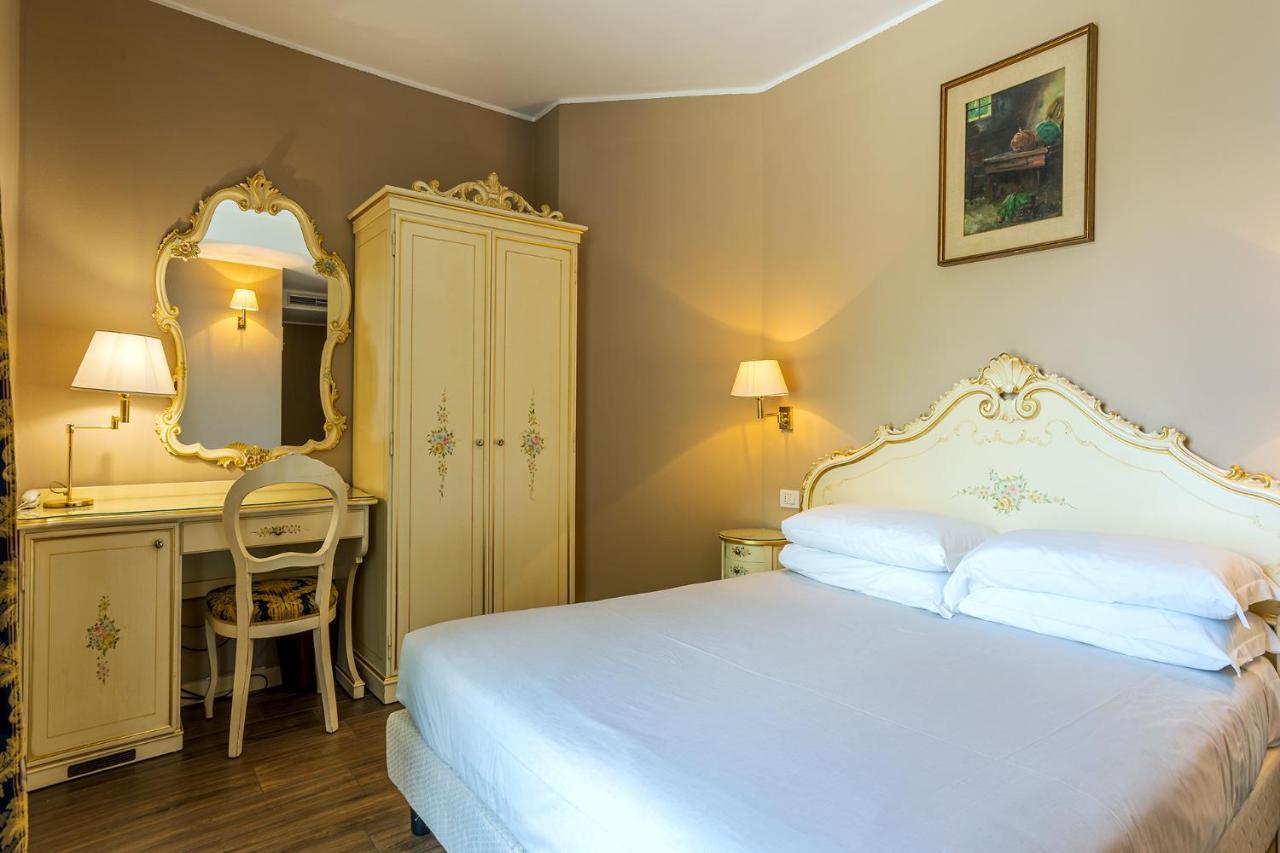 Hotel Garni Villa Hadeel Cadenabbia Eksteriør billede